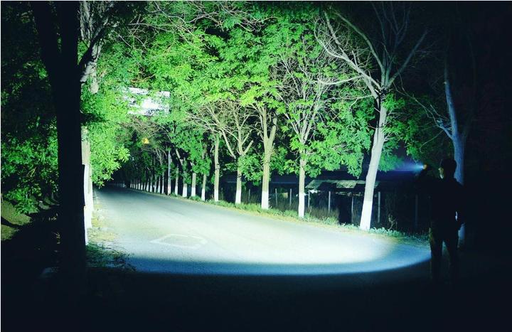 Produktbild AceBeam E70 (12.83 cm, 4600 lm)