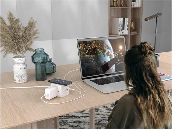 Produktbild MicroConnect Power Cube with Wireless