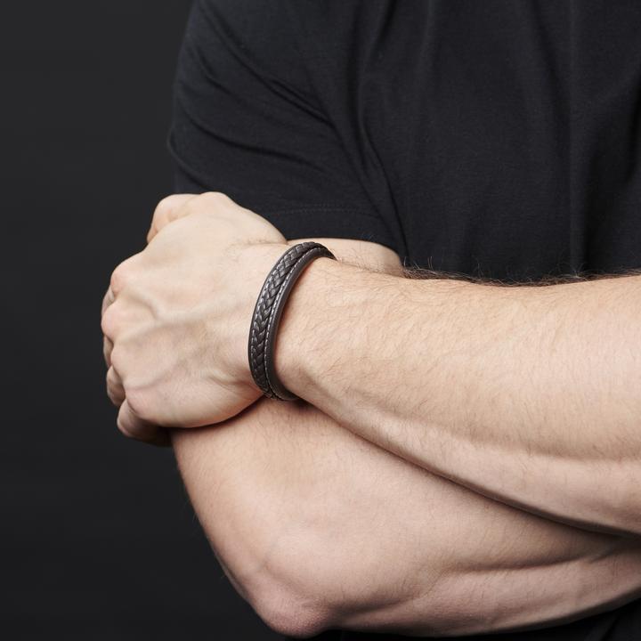 Actual product image Lucleon Axiom (Leather)