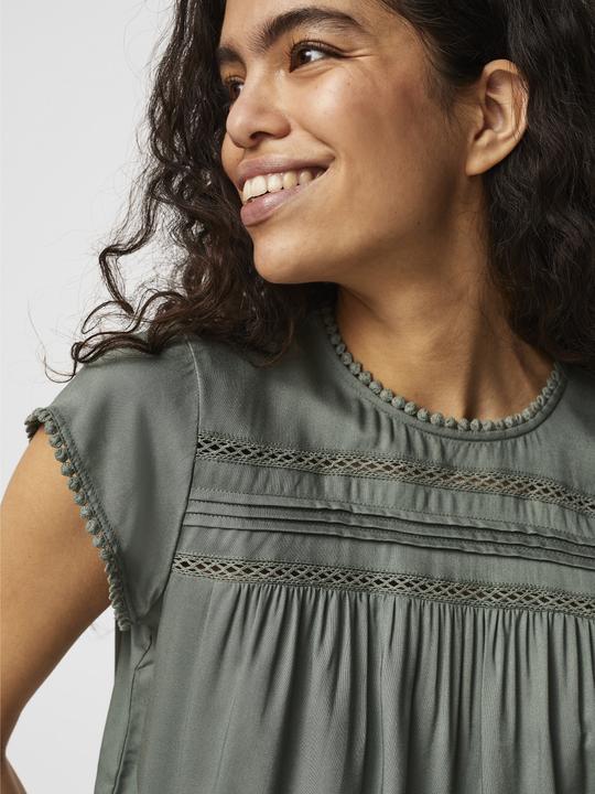 Actual product image Vero Moda Lace top with short sleeves (L)