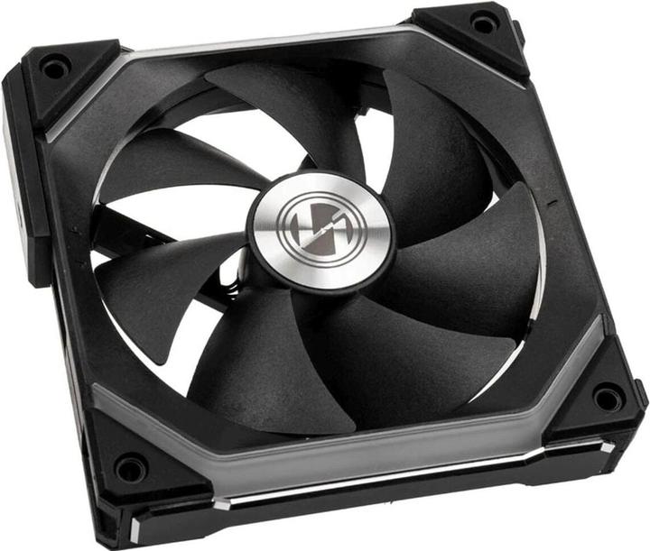 Actual product image Lian-Li UNI FAN SL120 RGB PWM fan, pack of 3 (120 mm, 3 x)