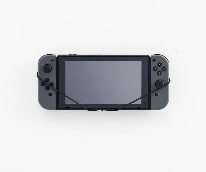 Immagine prodotto Floating Grip Supporto da parete per console Nintendo Switch da, Nero (Switch)