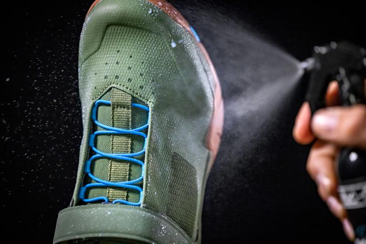 Actual product image Muc-Off Footwear Shield (1 x, 250 ml)