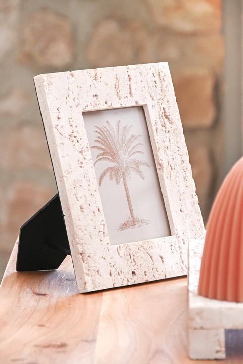 Immagine prodotto Esprit Fotorahmen Home Beige Harz Kristall Marmor Urban 18 x 2 x 22 cm (10 x 15 cm)
