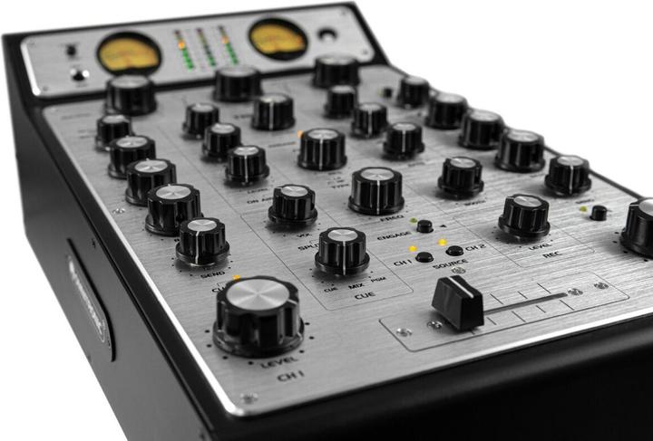 Produktbild Omnitronic TRM-222 (Studio- und Livemixer)