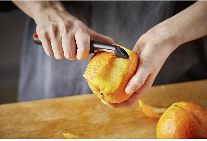 Actual product image Fiskars Peeler