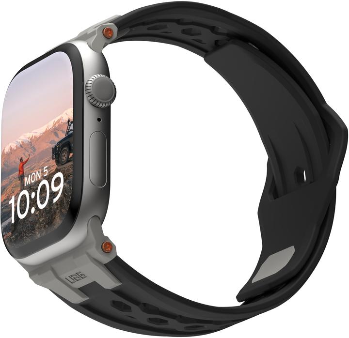 Actual product image UAG Urban Armor Gear Monarch Strap| Apple Watch Ultra/42/44/45/46mm| black/titanium (194158114036) (Silicone, Apple Watch)