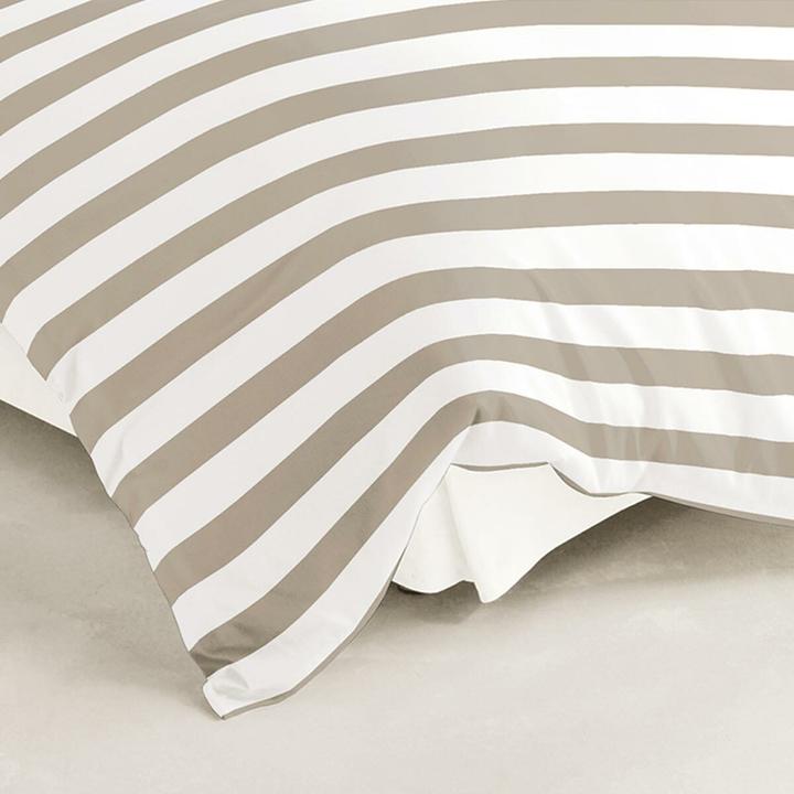 Actual product image Traumschlaf Alb (Pillowcase, 80x80 cm)