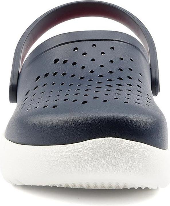 Actual product image Crocs InMotion Clog (48)