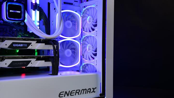 Immagine prodotto Enermax Ventilatore per PC SquA RGB Bianco 3-Pack con scatola di controllo RGB (120 mm, 3 x)