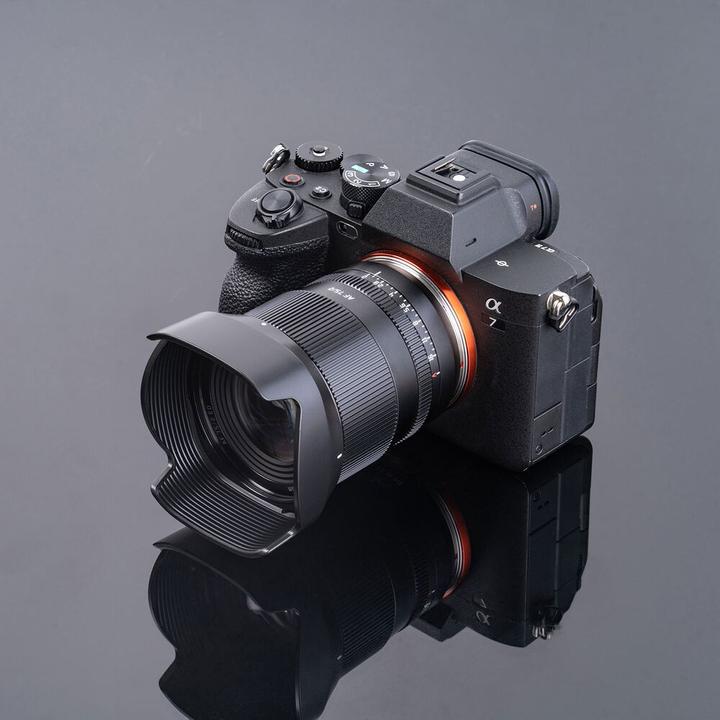 Actual product image TTArtisan 75mm f2.0 autofocus incl. Mini LED Light compatible with Sony E Mount (Sony E, full size)