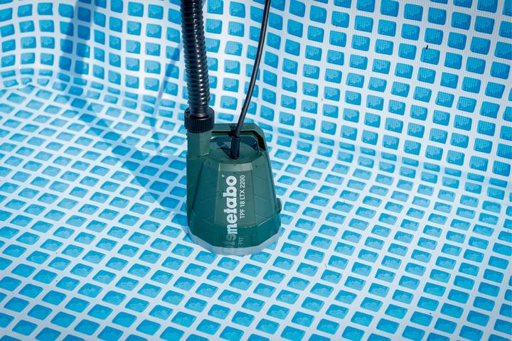 Produktbild Metabo TPF 18 LTX 2200 (Gartenpumpe, Regenfasspumpe, Klarwasserpumpe, Kellerpumpe)