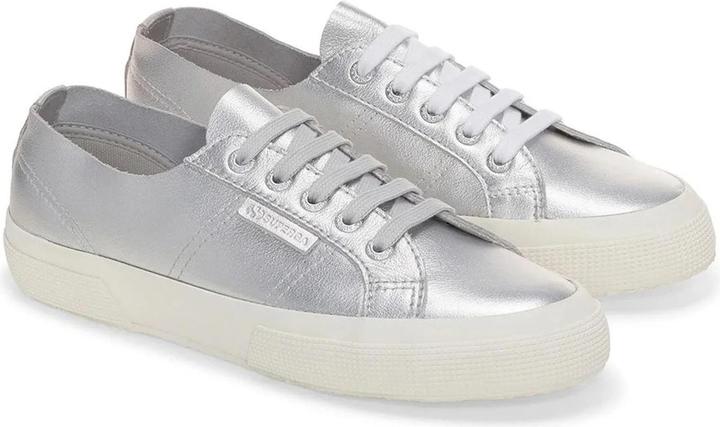 Avorio, Grey silver