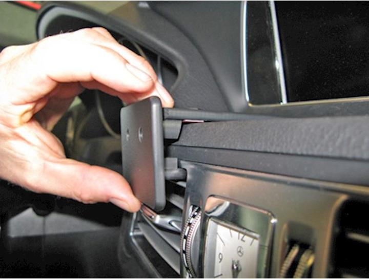 Immagine prodotto Brodit 854974 Staffa Mercedes Benz Classe E