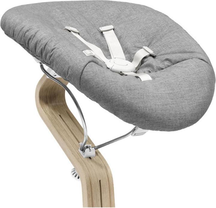 Produktbild Stokke Nomi Walnut Stuhl inkl. Newborn Set (Hochstuhl)