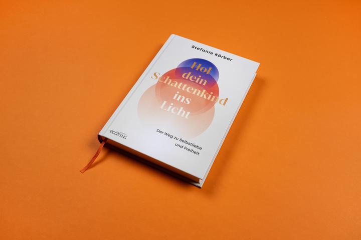 Produktbild Hol dein Schattenkind ins Licht (Deutsch, Stefanie Körber, 2025)