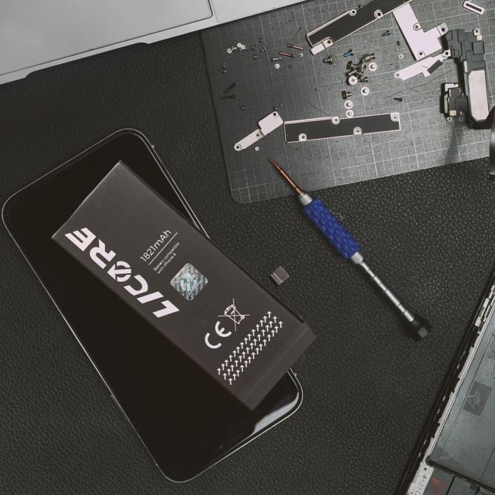 Actual product image Licore Battery battery for IPHONE 12 Pro Max 3687 mAh