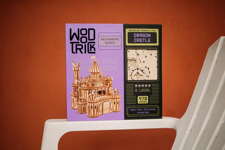 Actual product image Wood Trick Dragon castle