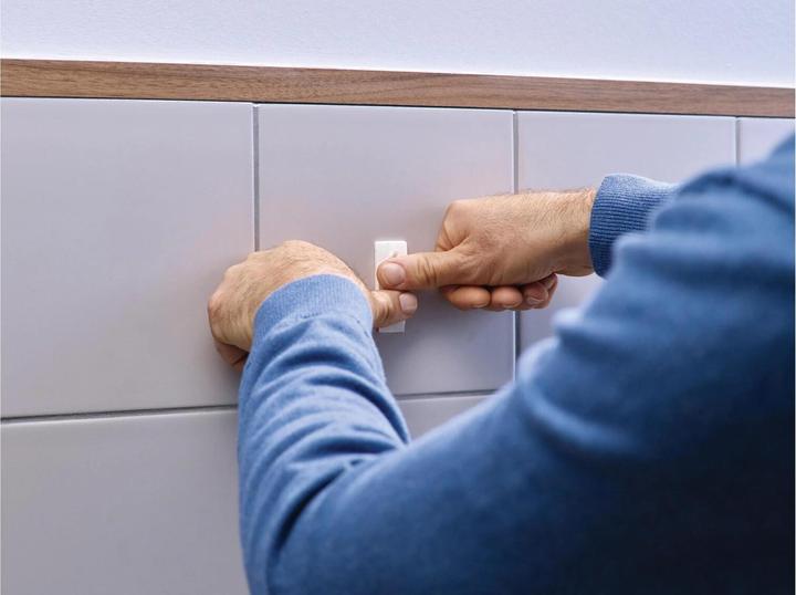 Image du produit tesa Carreaux adhésifs pour clous