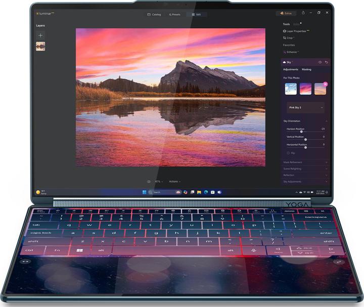 Produktbild Lenovo Yoga Book 9 (14", Intel Core Ultra 7 255H, 32 GB, 1000 GB, DE)