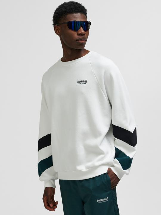 Actual product image hummel Hmloversized Crew Sportswear (M)