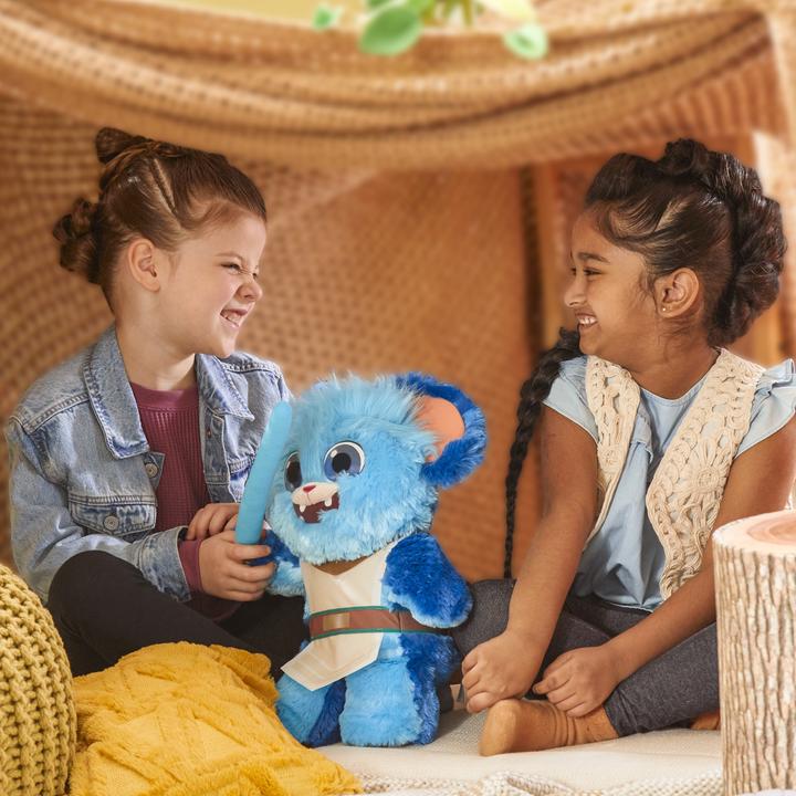 Actual product image Hasbro The Adventures of the Young Jedi, Fuzzy Force Nubs, Star Wars Plush Figure, Star Wars Playtoy (41.91 cm)