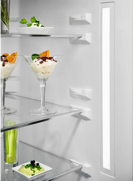 Produktbild Electrolux REFRIGERATOR LNT7ME32M1 ELX (330 l)