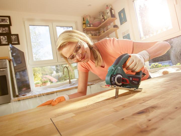 Actual product image Bosch Home & Garden EasyCut 50