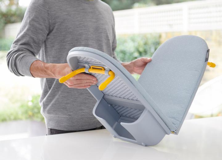 Image du produit Joseph Joseph Pocket? planche à repasser de table pliable et compacte idéale (90 x 33 cm)