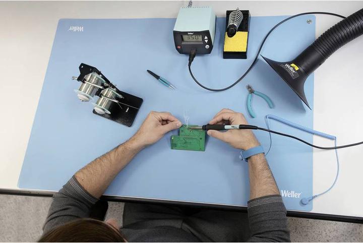 Actual product image Weller Erem Antistatic ESD premium tabletop soldering mat set with wrist strap and spiral cable (Storage)