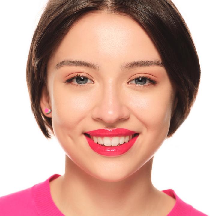 Produktbild essence GLOSSY GLAZE high shine lipstick (4)