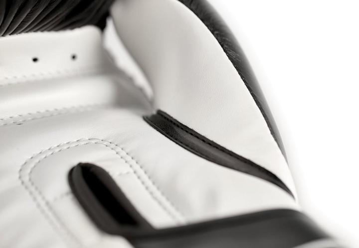 Image du produit adidas Speed Tilt 250 (16 OZ, Taille unique)