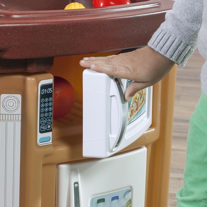Actual product image Step2 Fun with Friends Kitchen Brown