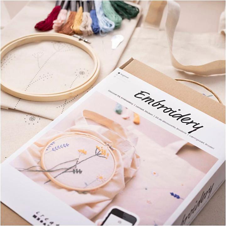Actual product image Creativ Company Embroidery Starter Kit