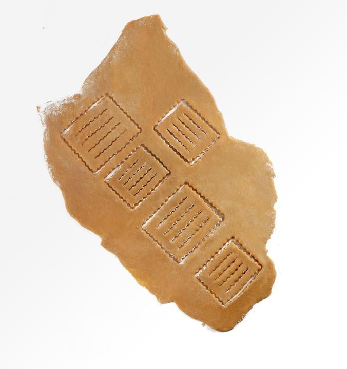Immagine prodotto Ibili Taglierina per chebakia in due misure 9 x 7,6 x 2 cm Perfetta per tagliare la chebakia