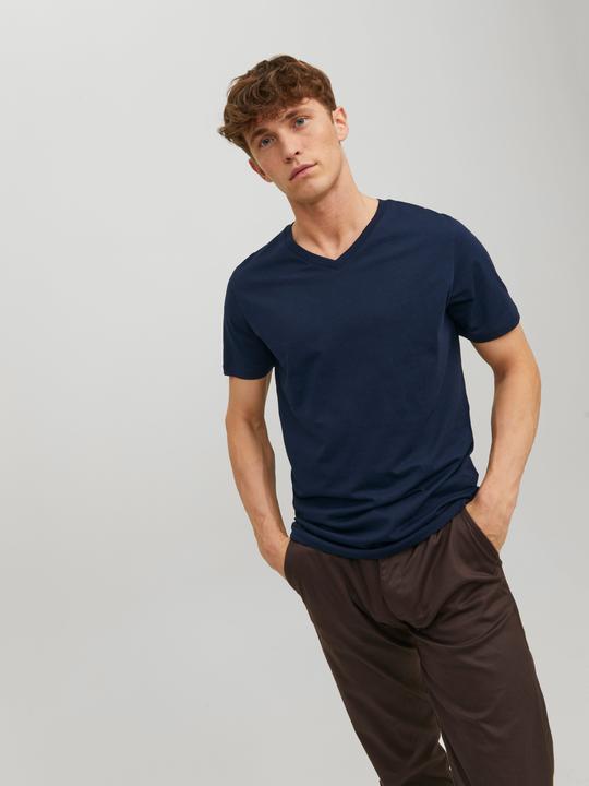 Actual product image Jack & Jones Organic V-Neck (L)
