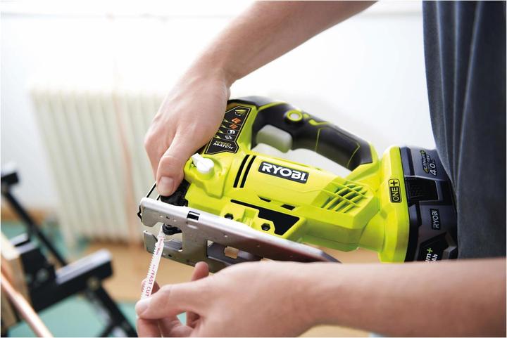 Productafbeelding Ryobi Draadloze decoupeerzaag