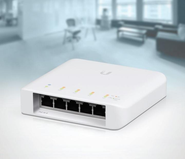 Image du produit Ubiquiti UnifiFlex:Commutateur PoE 5 ports pour l'extérieur (5 Ports)