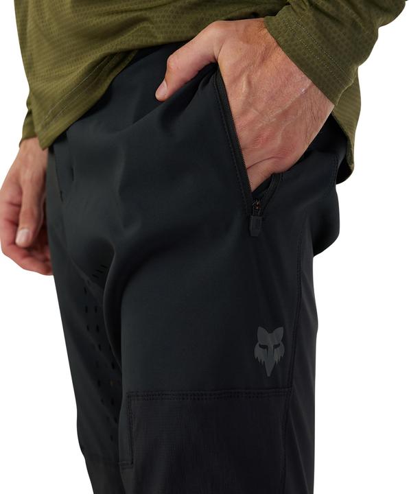 Produktbild Fox PANT 23 DEFEND BLK 30 (30, S, M)