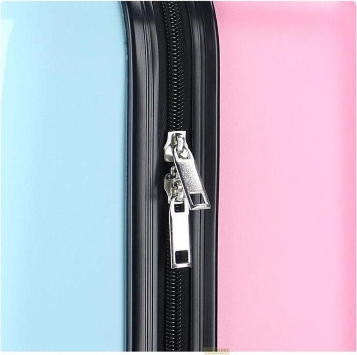 Actual product image Vadobag Hello Kitty Koffer Trolley Voyage Vibes 46 cm