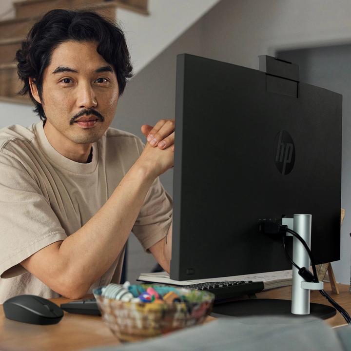 Actual product image HP AIO 24-cr0005nc/24"" IPS FHD AG/Core i7-1355U/32GB/1TB SSD/Intel Graphics/4xUSB/1xHDMI/RJ45/WI (Intel Core i7-1355U, 32 GB, 1000 GB, Intel Iris Graphics)