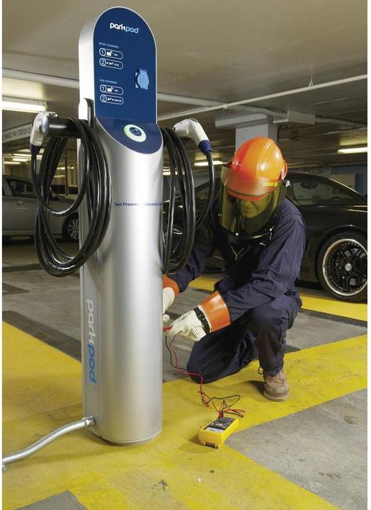 Image du produit Fluke 1587/I400 FC Calibré selon la norme d'usine (CAT IV 600V)