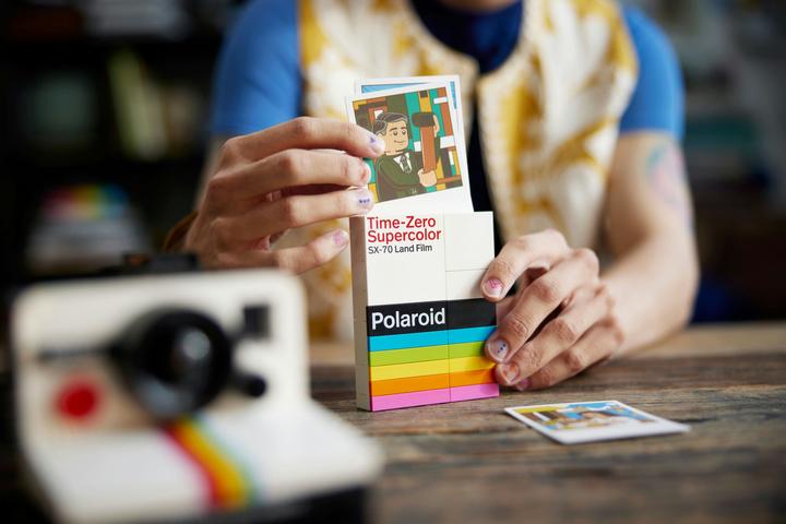 Produktbild LEGO Polaroid OneStep SX-70 Sofortbildkamera (21345, LEGO Ideas)