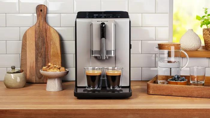Actual product image Bosch Hausgeräte 2 Espresso volautomaat VeroCafe Silk Silver TIE20301