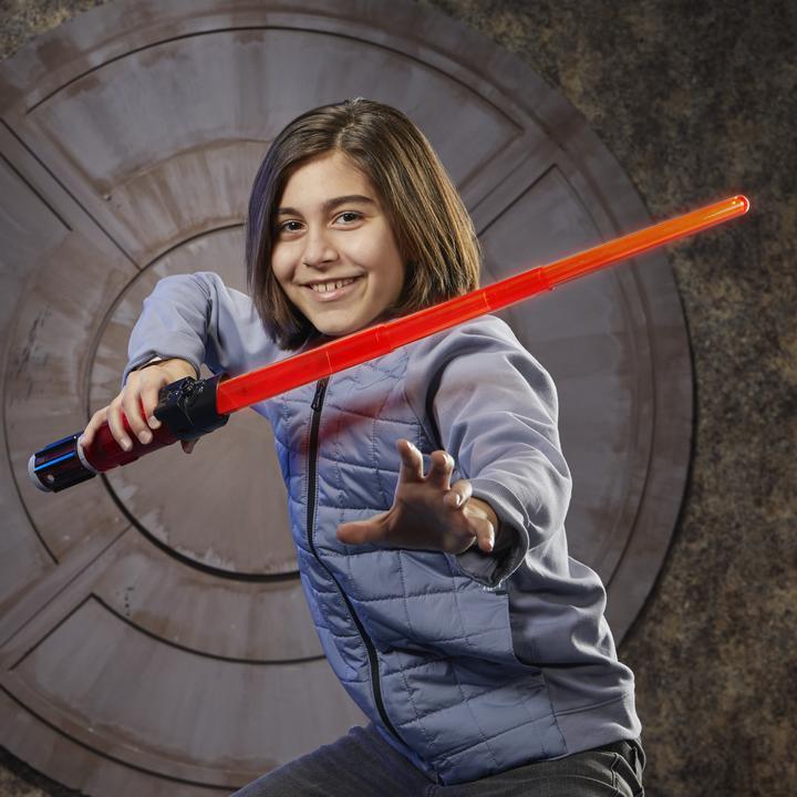 Image du produit Hasbro Dark Vador Lightsaber Kyber Core Electronic