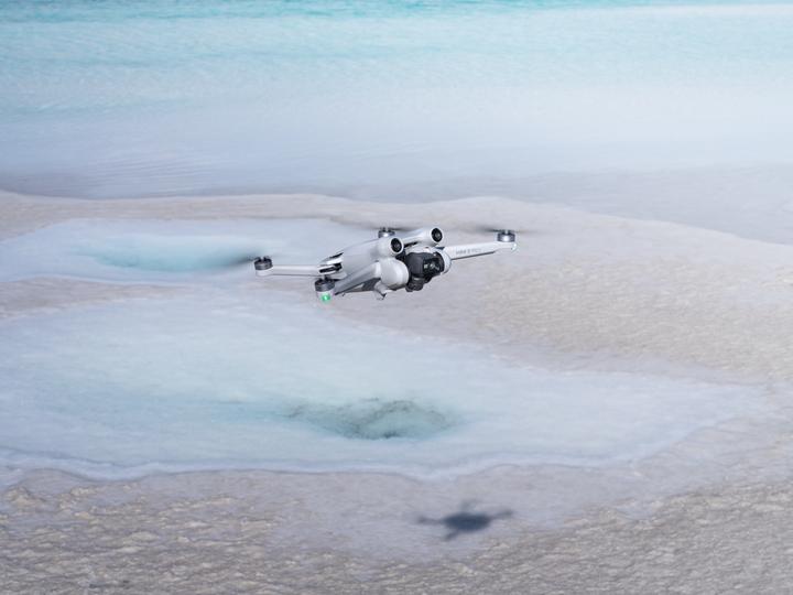 Image du produit DJI Mini 3 Pro avec télécommande (34 min, 249 g, 48 Mpx)