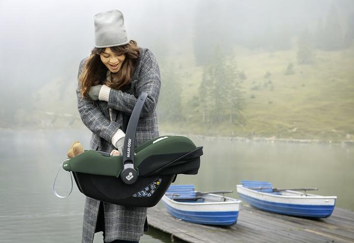 Produktbild Maxi-Cosi CabrioFix I-Size Essential Green (Babyschale, ECE R129/i-Size Norm)