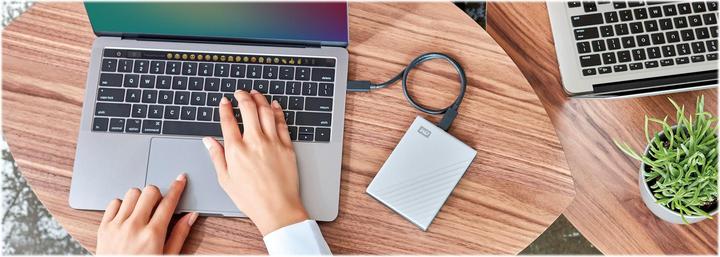 Actual product image WD My Passport Ultra for Mac (4 TB)
