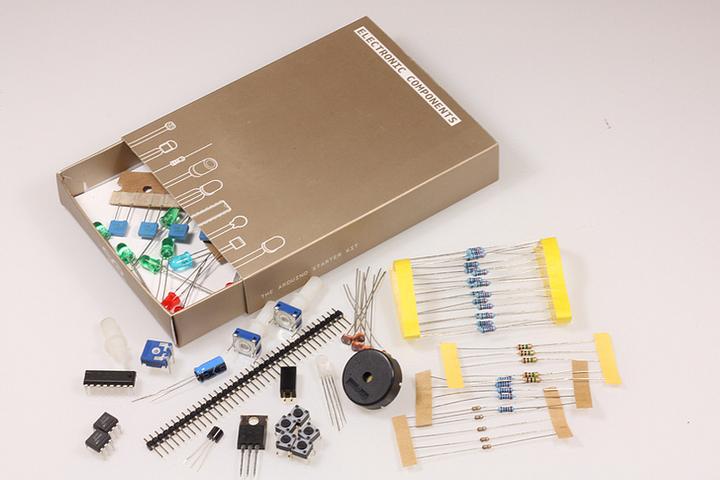 Actual product image Arduino Starter Kit German