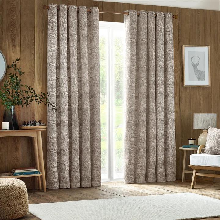 Produktbild Furn Ösenvorhänge Winter Woods Chenille Tiere (117 x 183 cm)